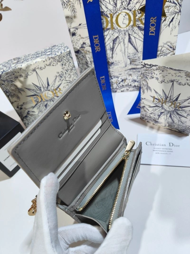 Functional Christian Dior Wallet 73865