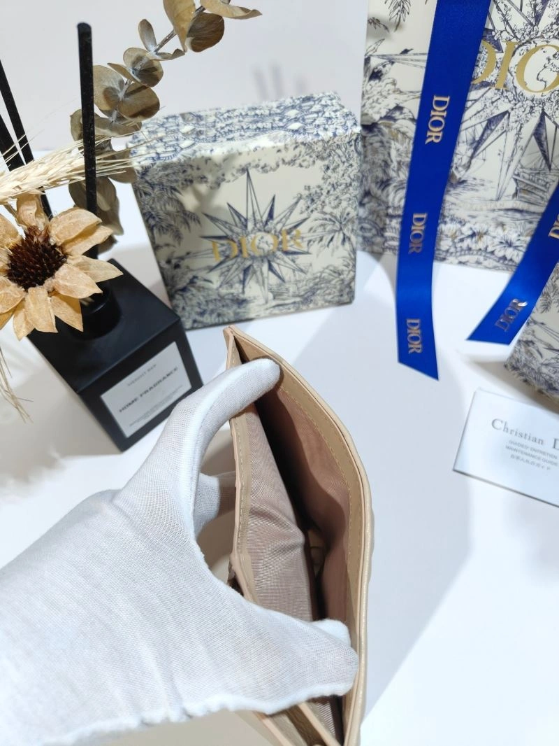 DailyWear Christian Dior Wallet 73818