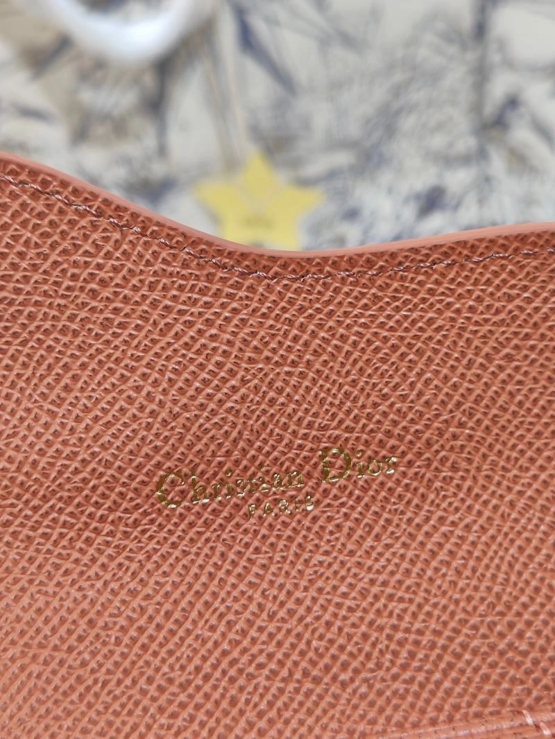 Trendsetting Christian Dior Wallet 73798