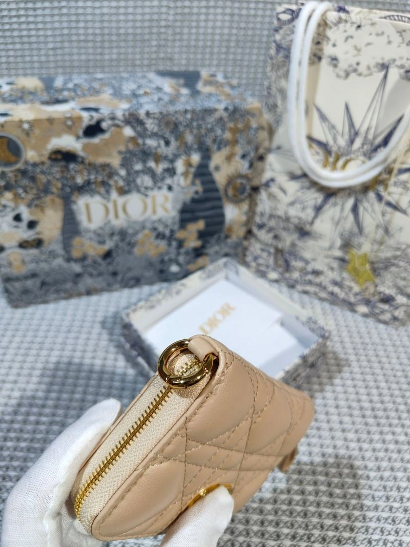 Supportive Christian Dior Wallet 73808