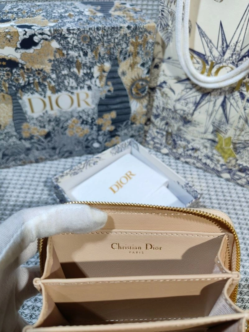 Supportive Christian Dior Wallet 73808