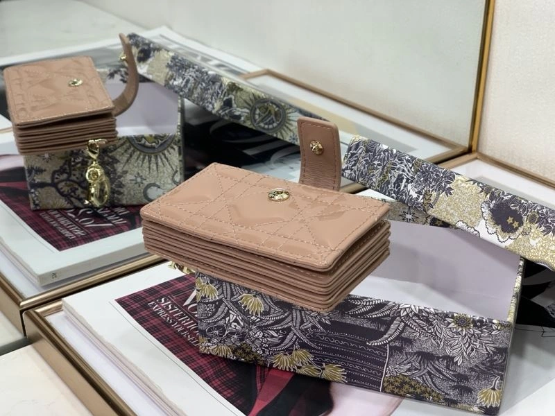 Lightweight Christian Dior Wallet 73834
