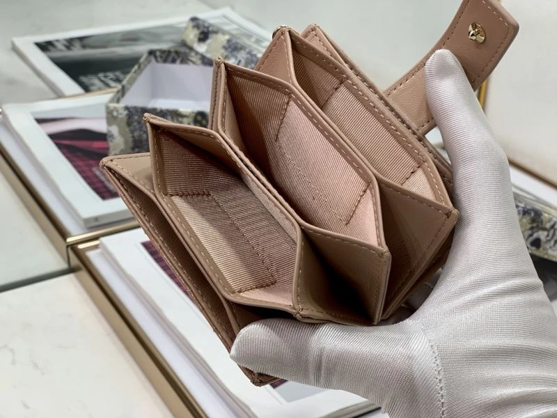 Lightweight Christian Dior Wallet 73834