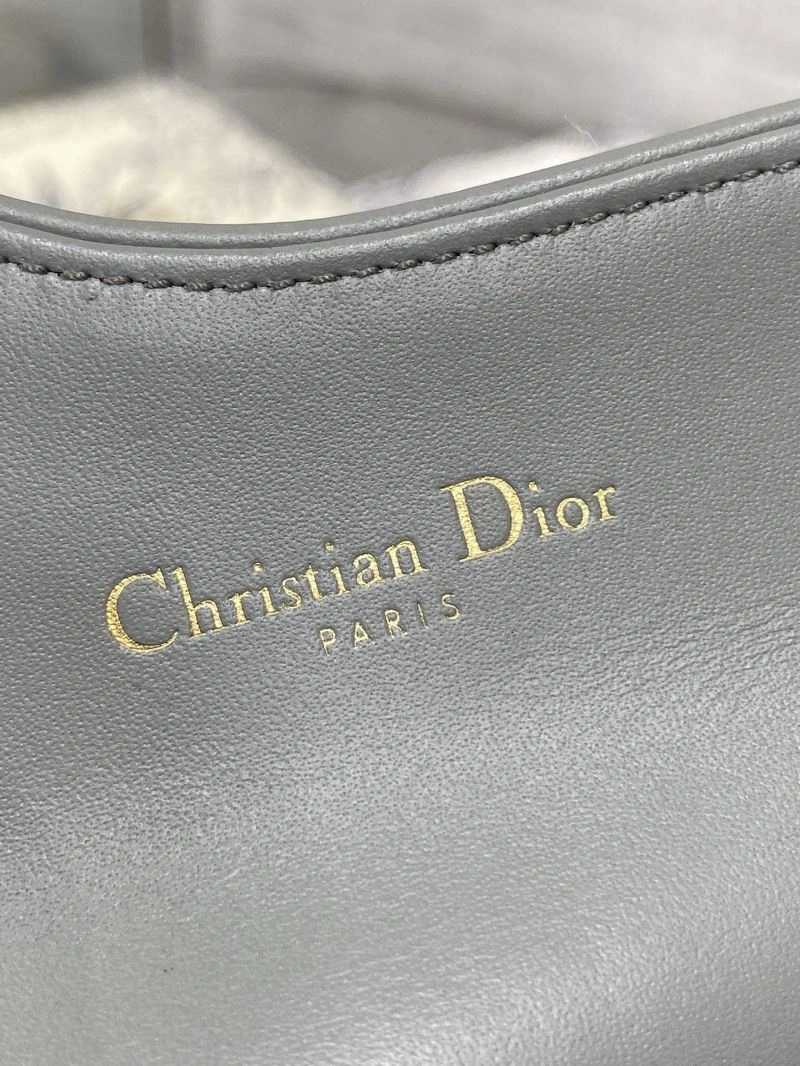 WellDesigned Christian Dior Wallet 70216