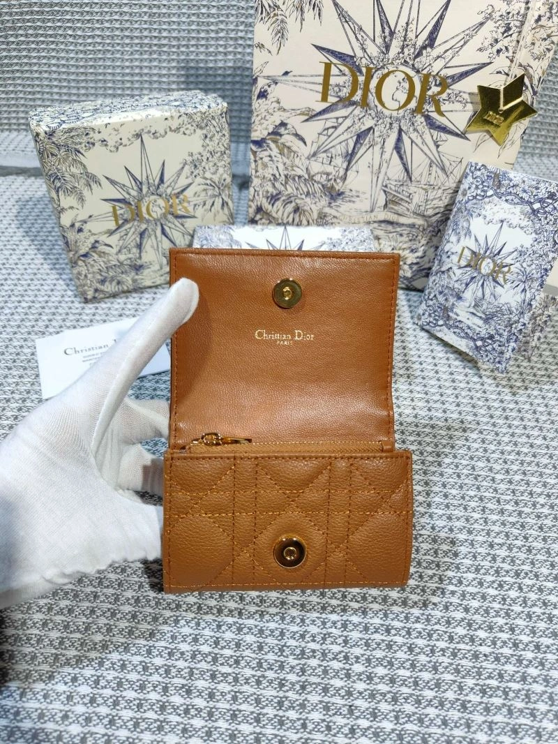 EasyMatch Christian Dior Wallet 70232