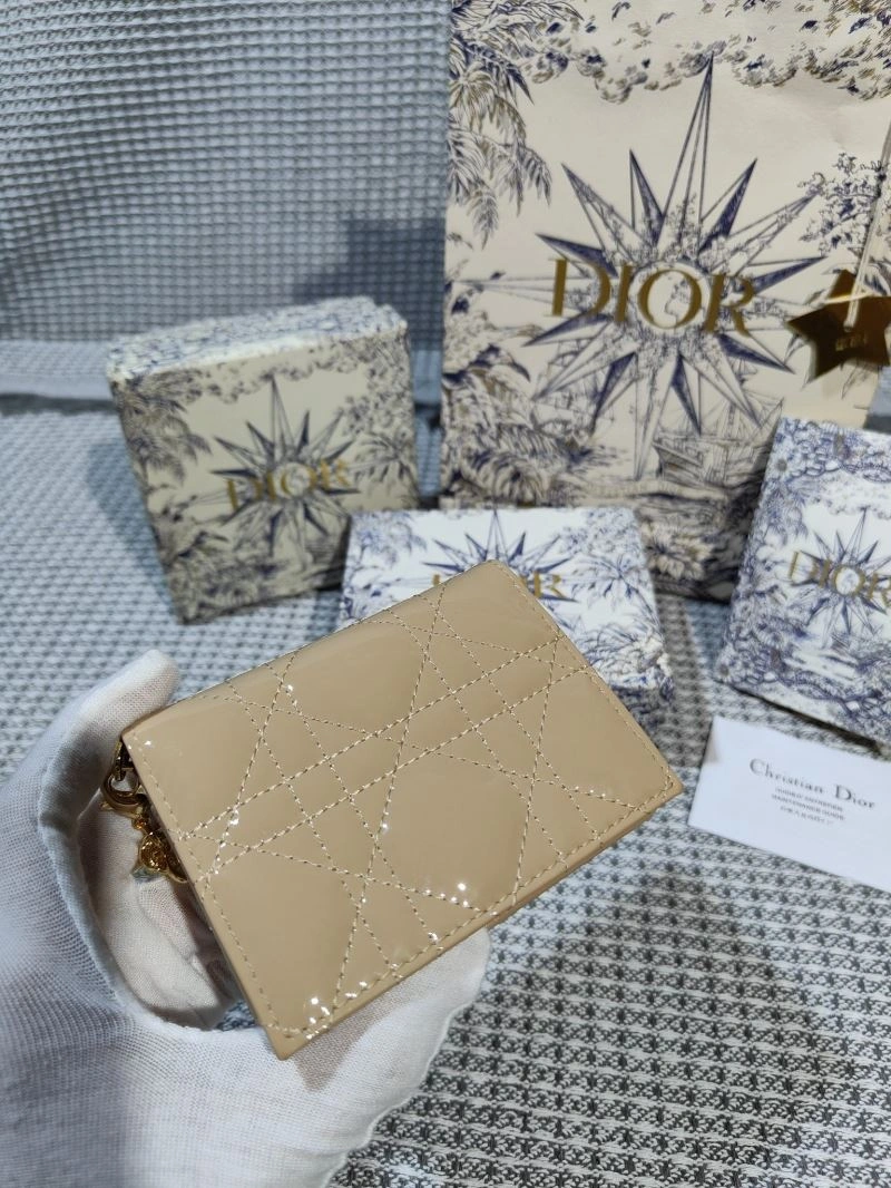 EyeCatching Christian Dior Wallet 70185