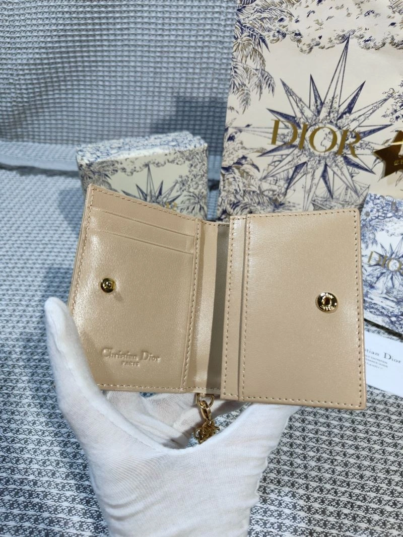 EyeCatching Christian Dior Wallet 70185