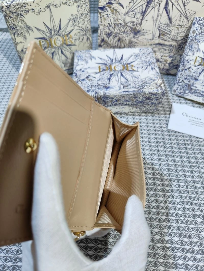 EyeCatching Christian Dior Wallet 70185