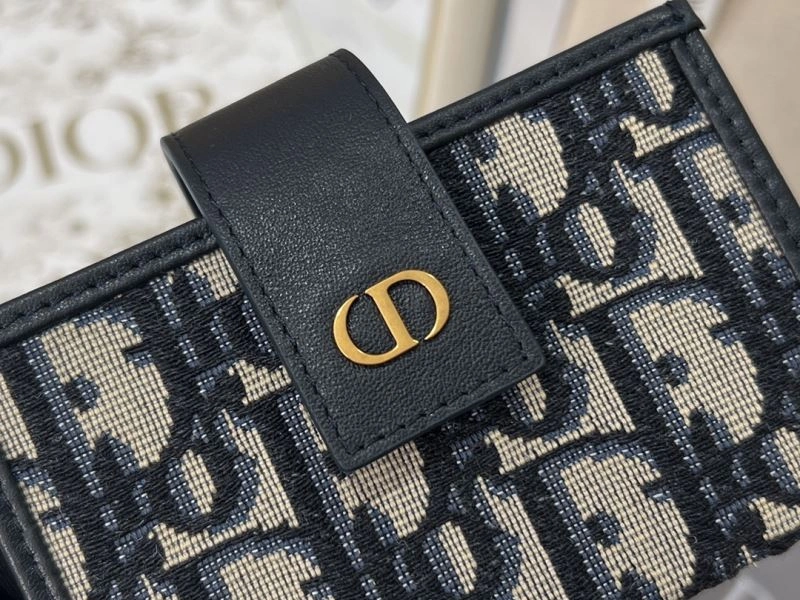 Classic Christian Dior Wallet 77043