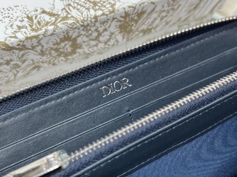 ComfortFit Christian Dior Wallet 77002