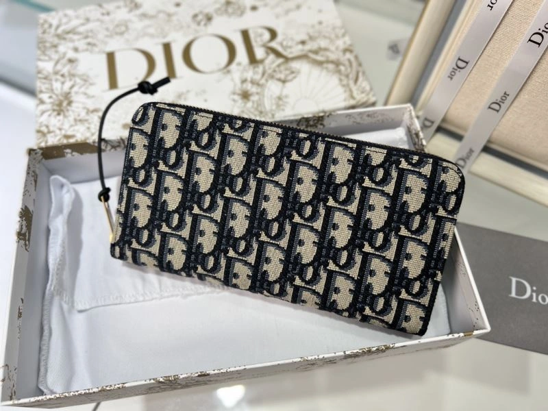 Christian Dior Wallet Lightweight 77001