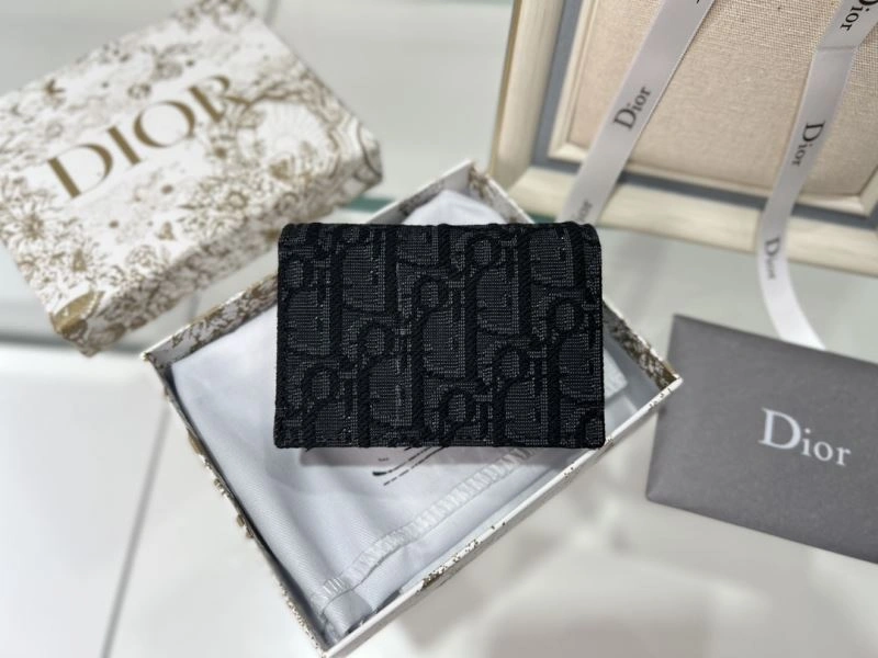 Snug Christian Dior Wallet 76983