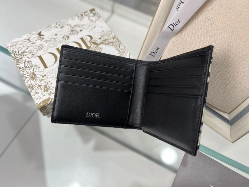 Stylish Christian Dior Wallet 76967