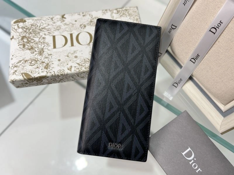 WellDesigned Christian Dior Wallet 76962