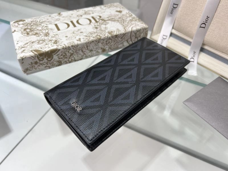 WellDesigned Christian Dior Wallet 76962