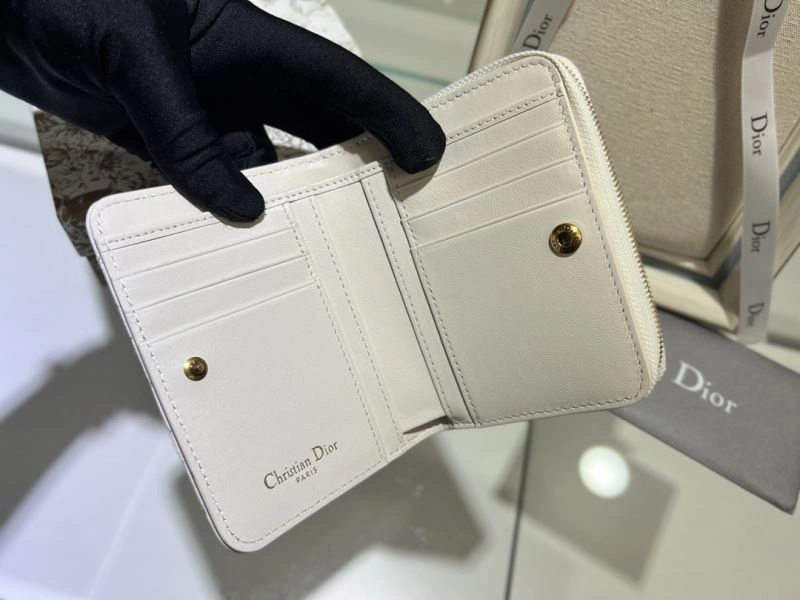Sustainable Christian Dior Wallet 76944