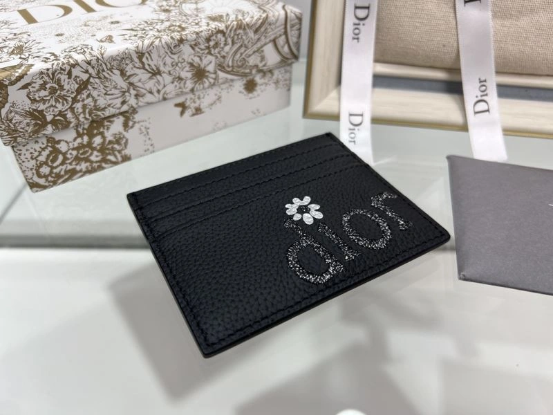 Minimalist Christian Dior Wallet 76958