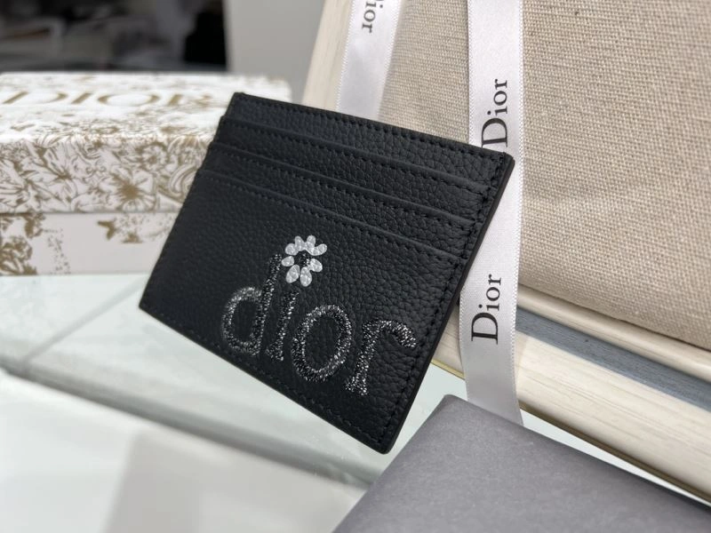 Minimalist Christian Dior Wallet 76958
