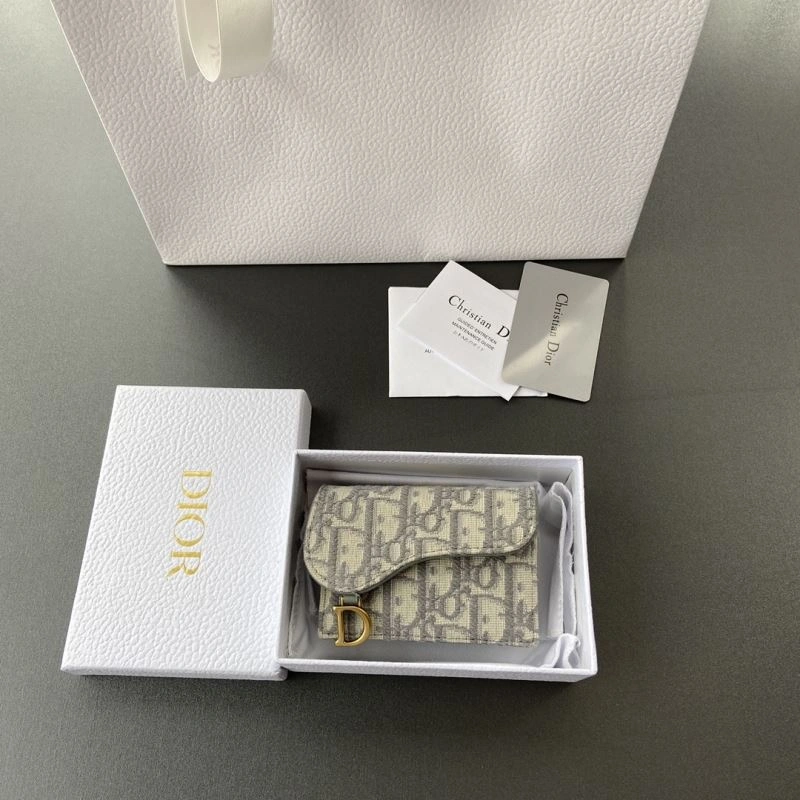 Sophisticated Christian Dior Wallet 68488