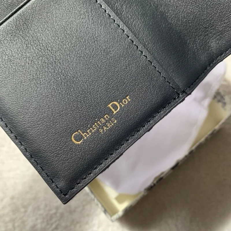 Trendy Christian Dior Wallets Purse 46731