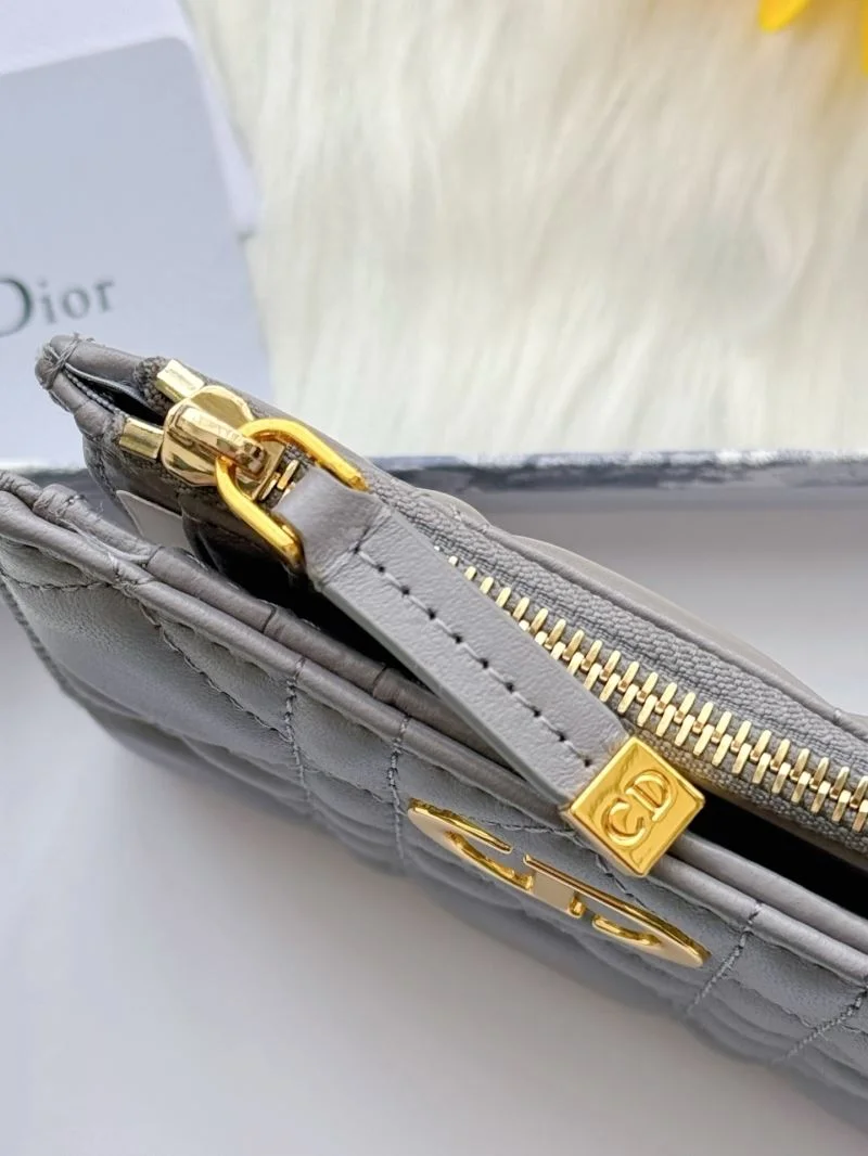 Christian Dior Wallets Purse Youthful 46691