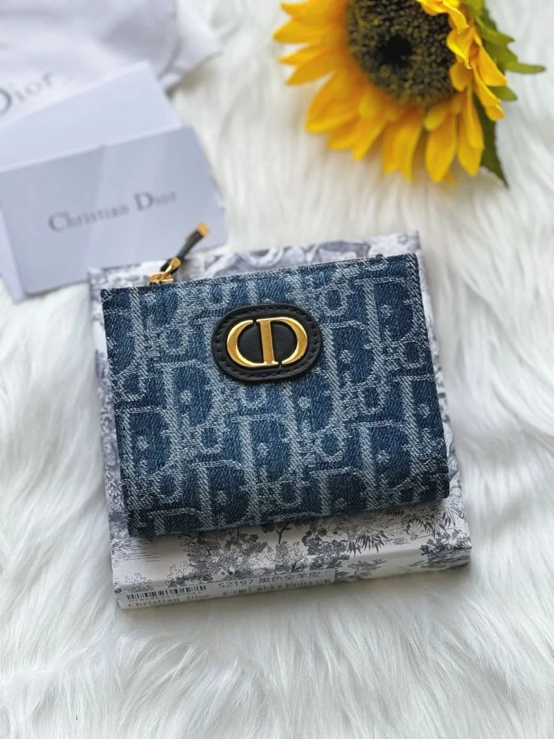 Christian Dior Wallets Purse Durable 46688