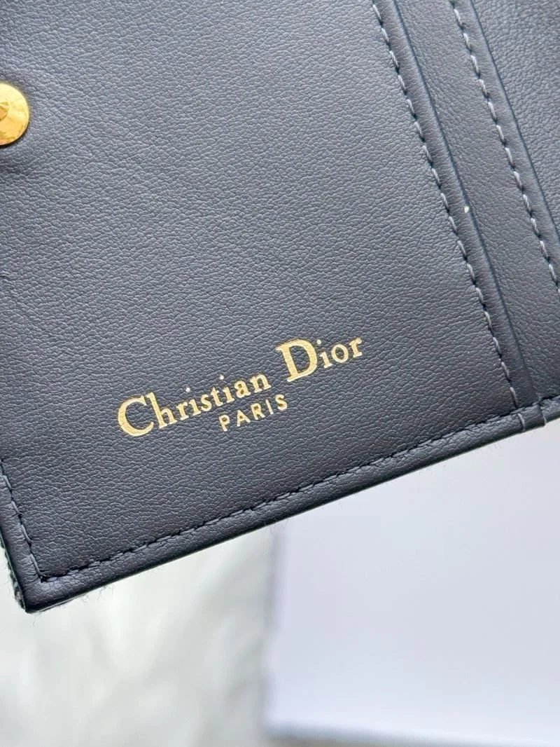 Christian Dior Wallets Purse Durable 46688