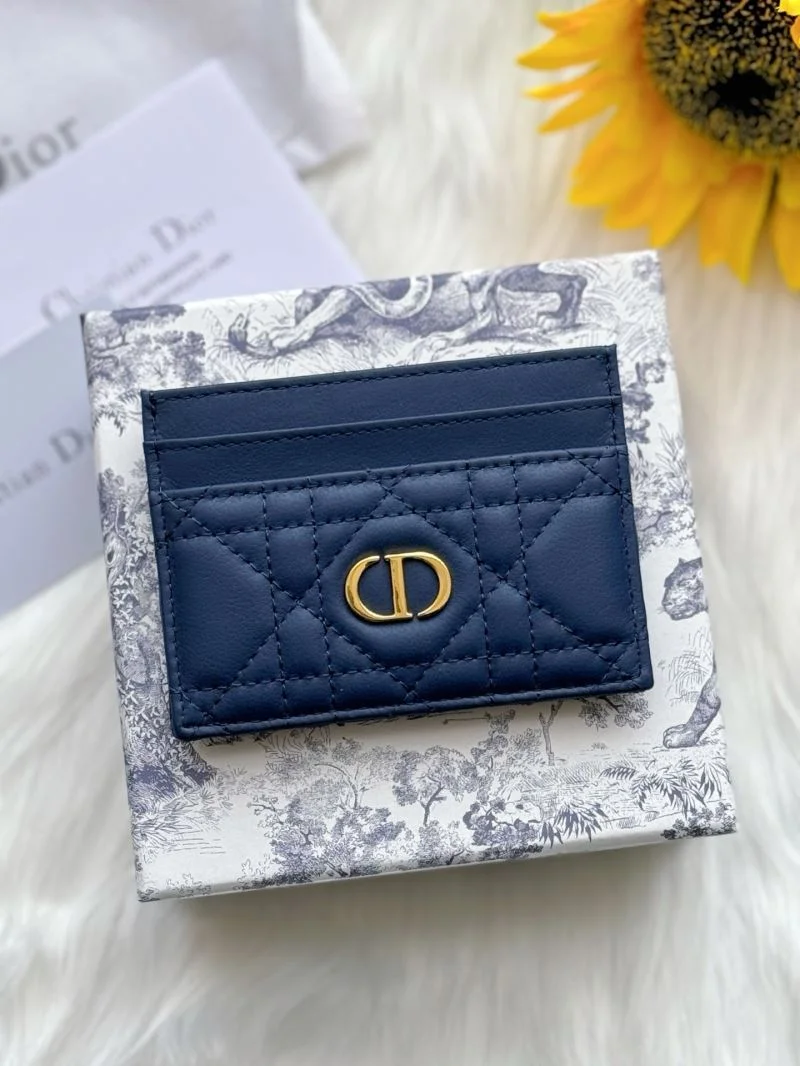 Christian Dior Wallets Purse Sophisticated 46682
