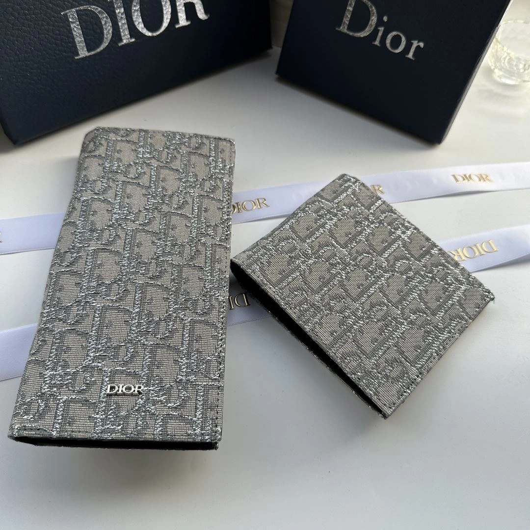 Christian Dior Wallets Purse Durable 93213