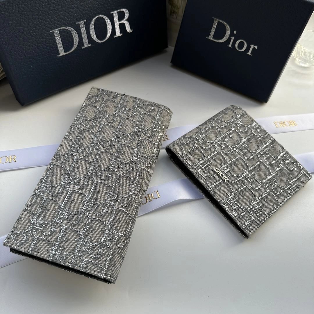 Christian Dior Wallets Purse Durable 93213