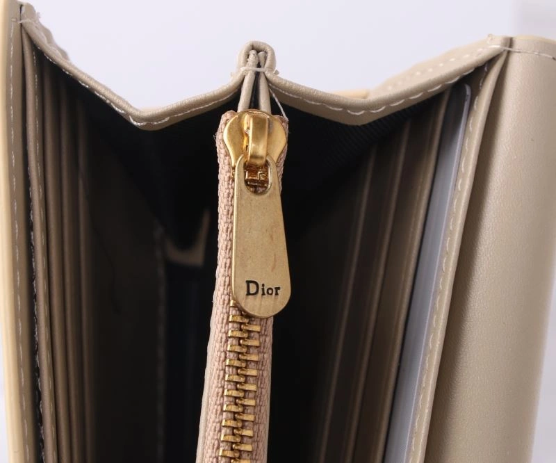WrinkleFree Christian Dior Wallets Purse 88298