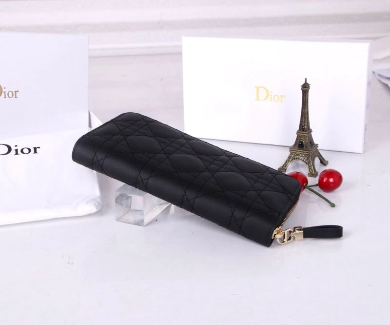 Trendsetting Christian Dior Wallets Purse 88224