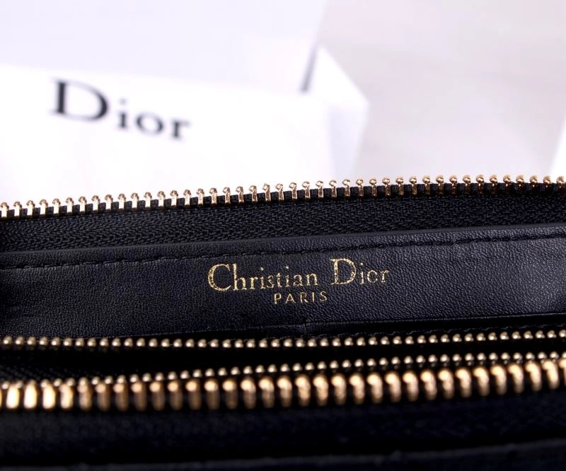 Trendsetting Christian Dior Wallets Purse 88224