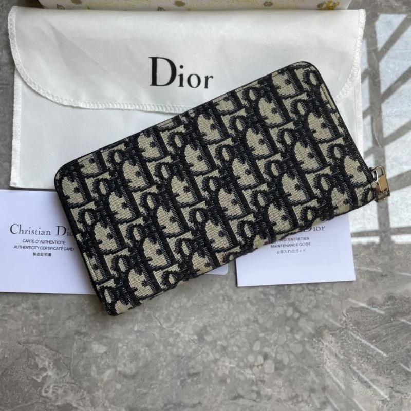 FlexibleFit Christian Dior Wallets Purse 46116
