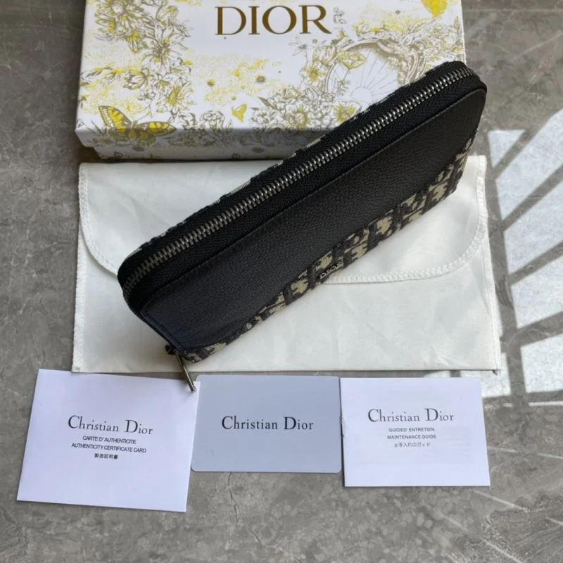 FlexibleFit Christian Dior Wallets Purse 46116