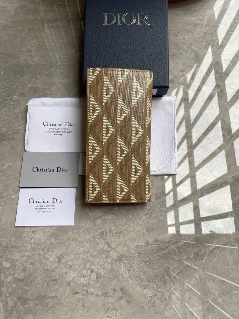 Christian Dior Wallets Purse Bright 46212