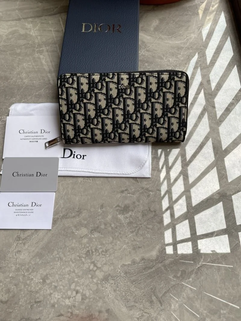 Resilient Christian Dior Wallets Purse 46011