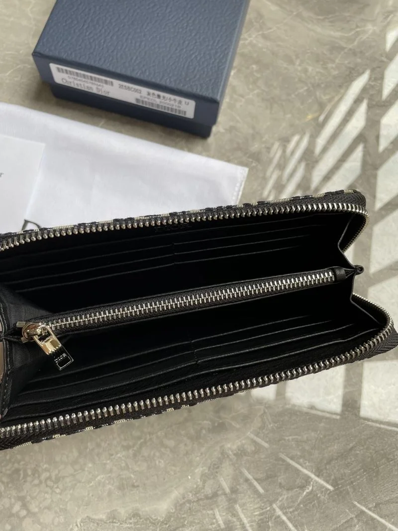Resilient Christian Dior Wallets Purse 46011