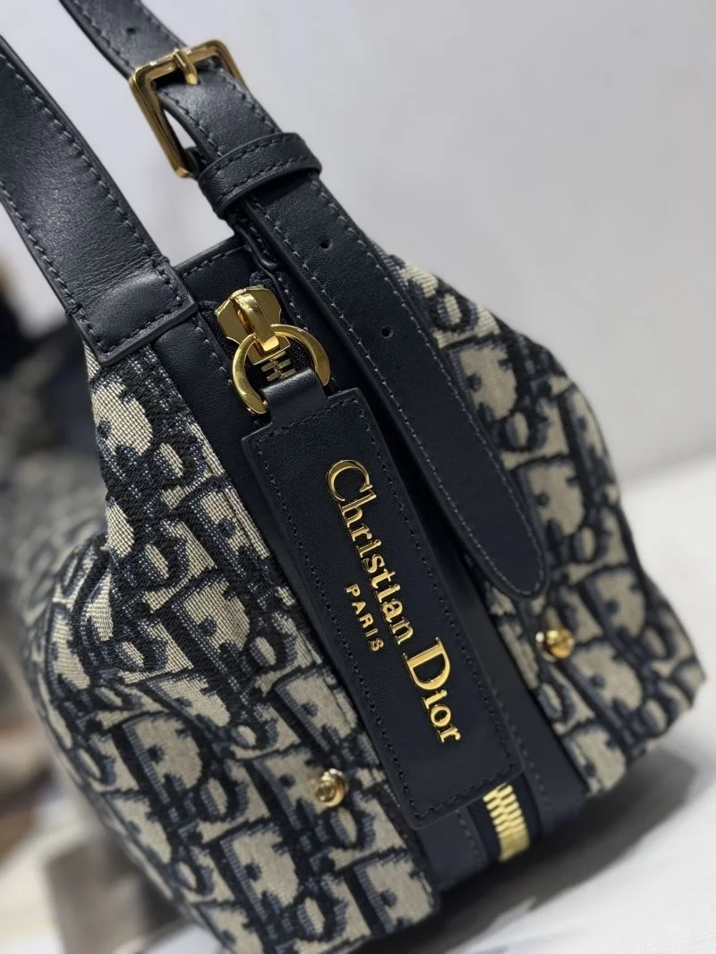 Neat Christian Dior Wallets Purse 46013