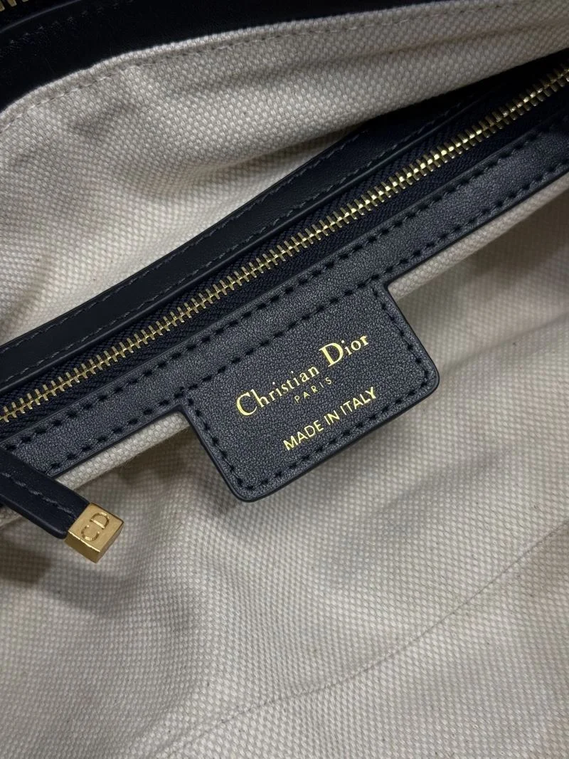Neat Christian Dior Wallets Purse 46013
