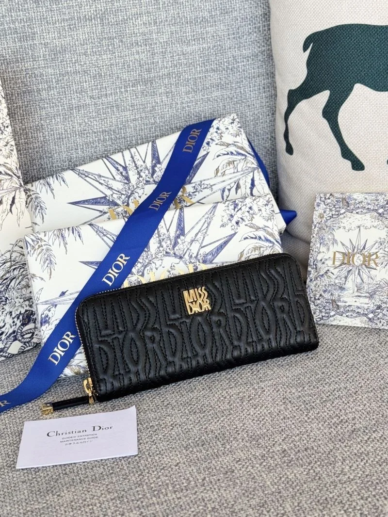 SoftTouch Christian Dior Wallets Purse 45995