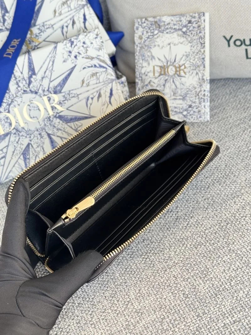 SoftTouch Christian Dior Wallets Purse 45995