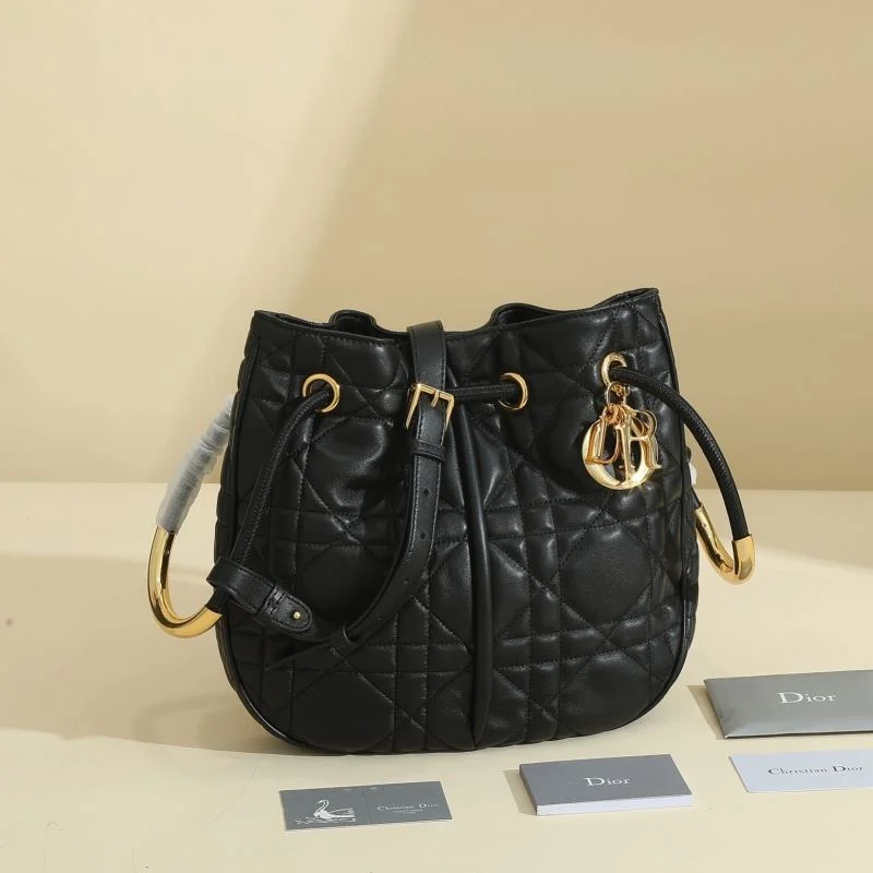Resilient Christian Dior Wallets Purse 46009