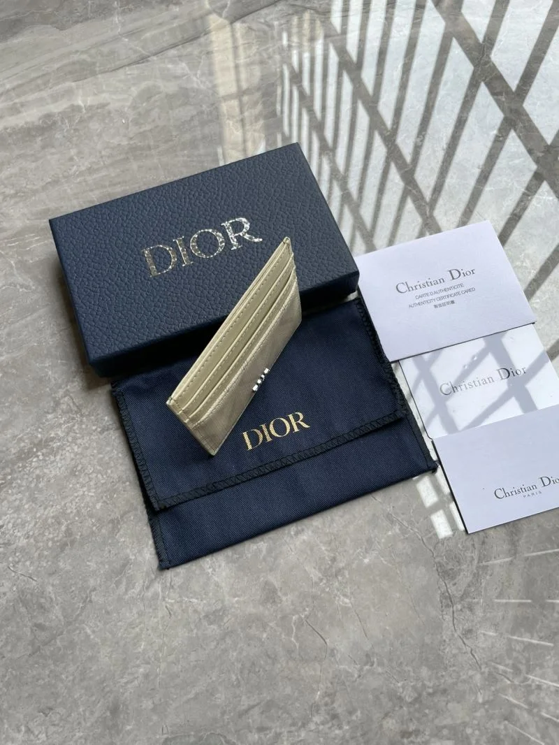Christian Dior Wallets Purse Unique 46023