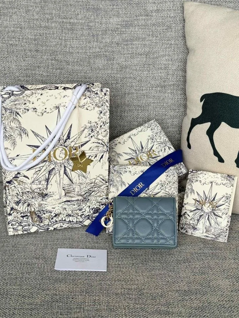 Refined Christian Dior Wallets Purse 45918