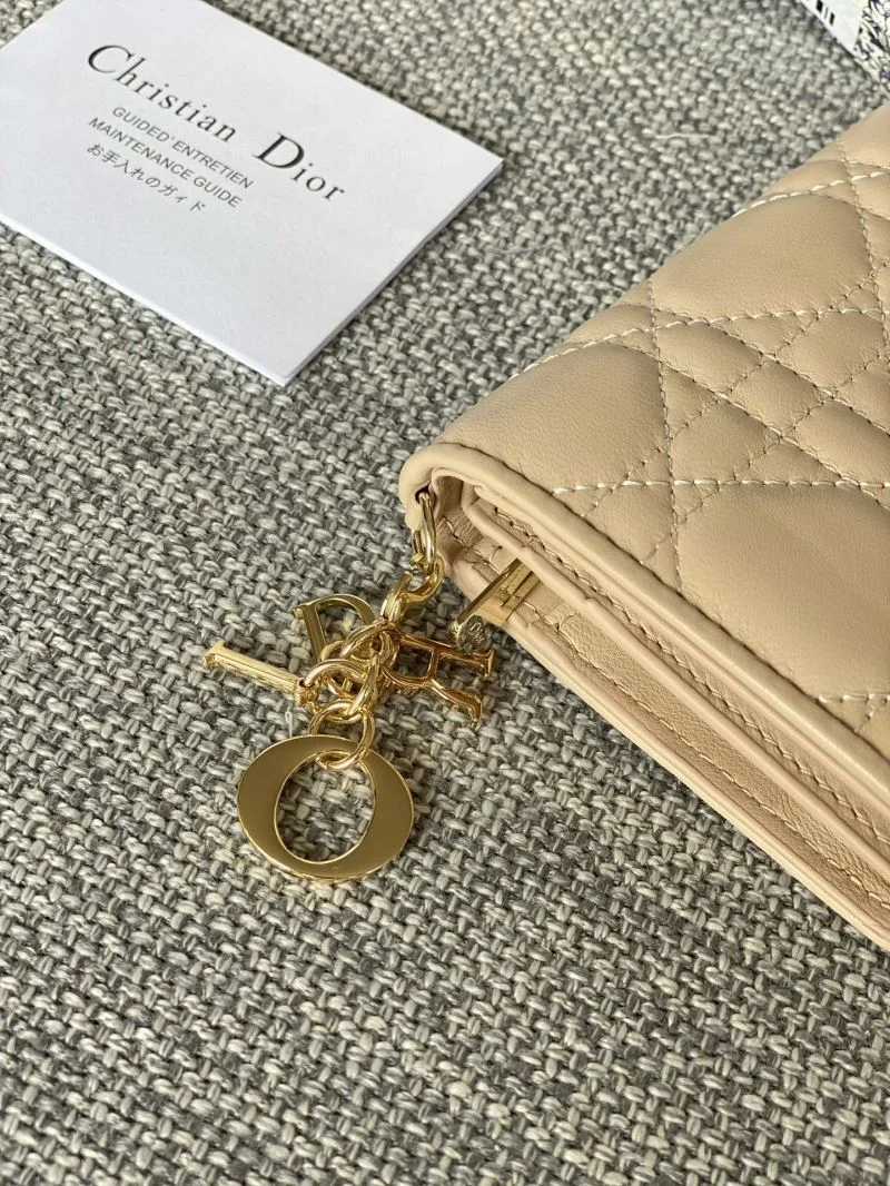 Christian Dior Wallets Purse Reliable 45904