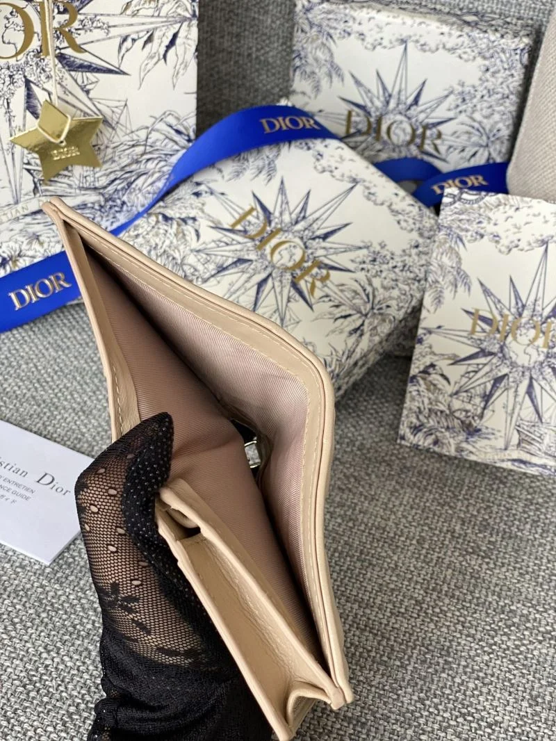 Christian Dior Wallets Purse Reliable 45904