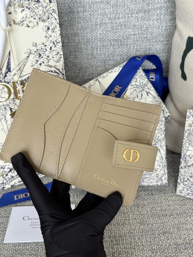 Versatile Christian Dior Wallets Purse 45864