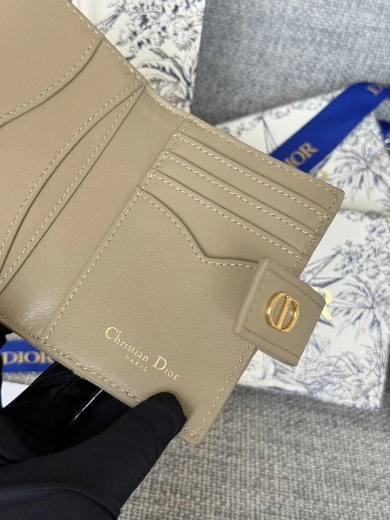 Versatile Christian Dior Wallets Purse 45864