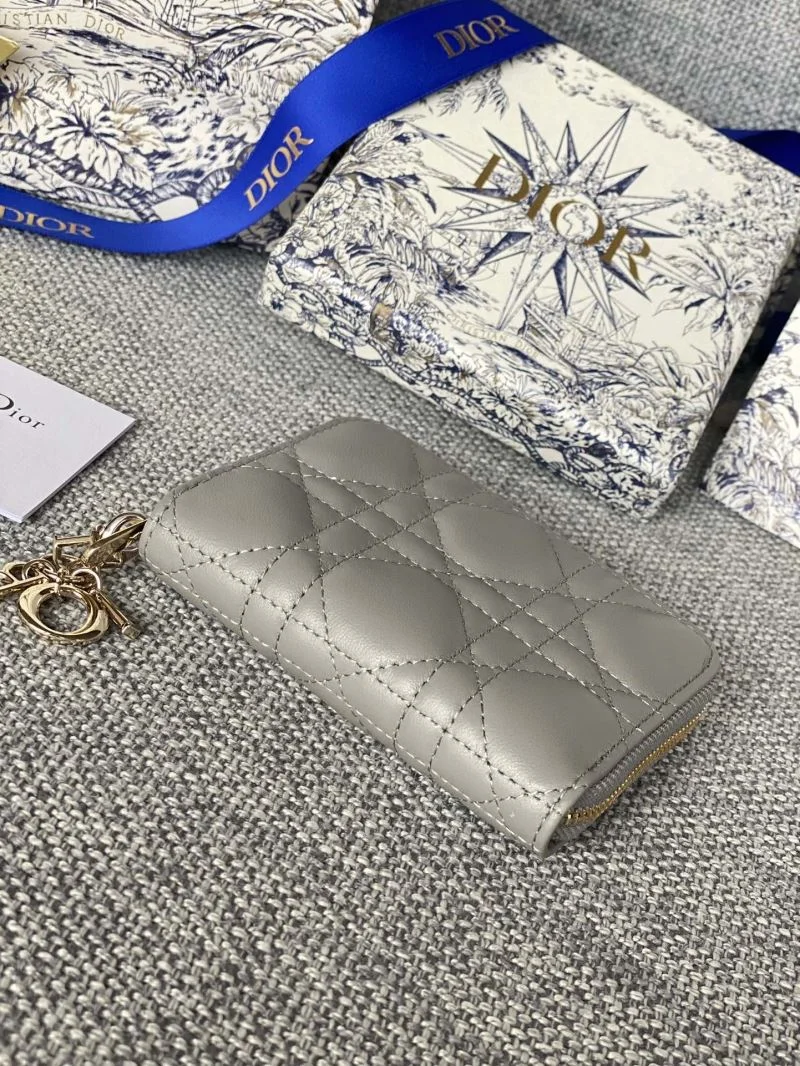 Bold Christian Dior Wallets Purse 45835